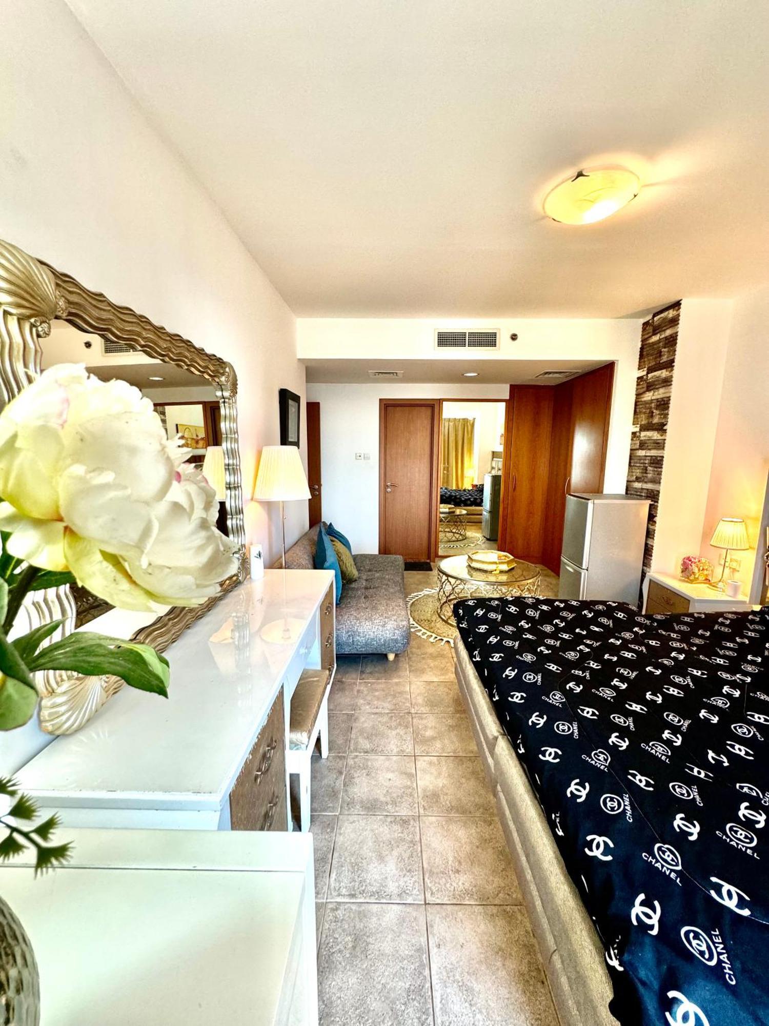 Travelers Backpackers Apartamento Dubai Exterior foto
