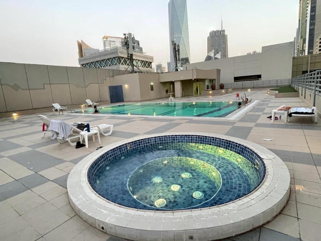 Travelers Backpackers Apartamento Dubai Exterior foto