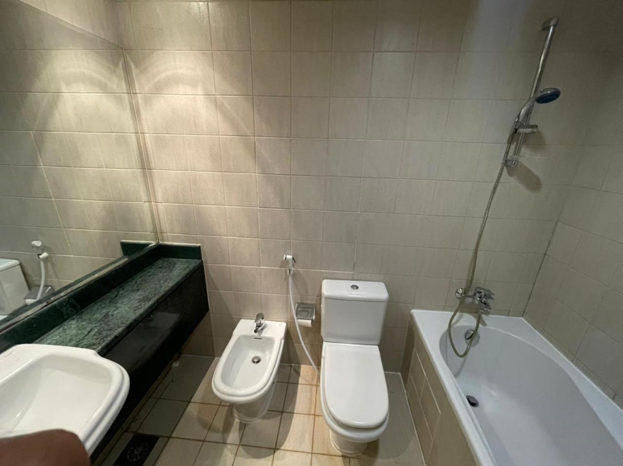 Travelers Backpackers Apartamento Dubai Exterior foto