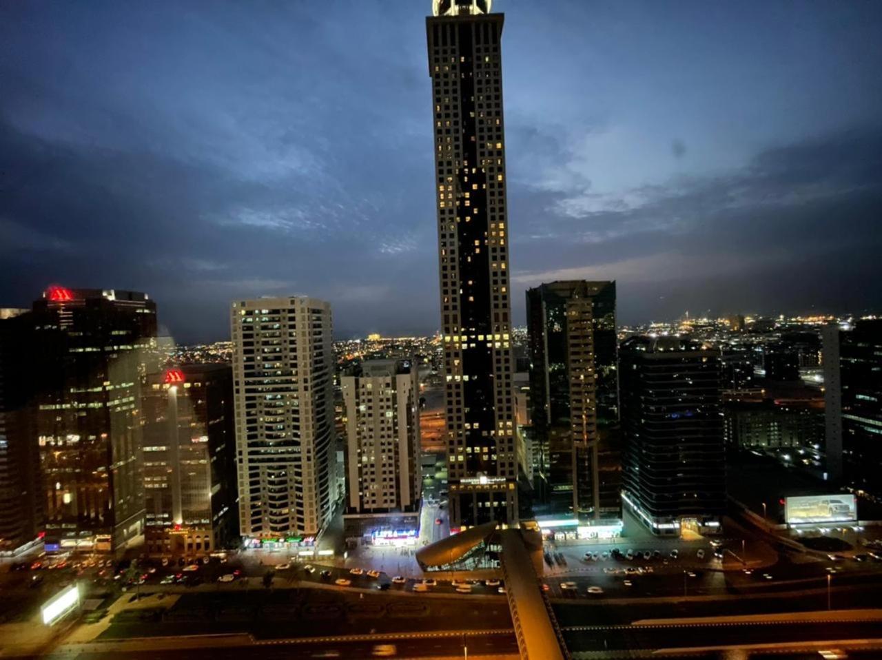 Travelers Backpackers Apartamento Dubai Exterior foto