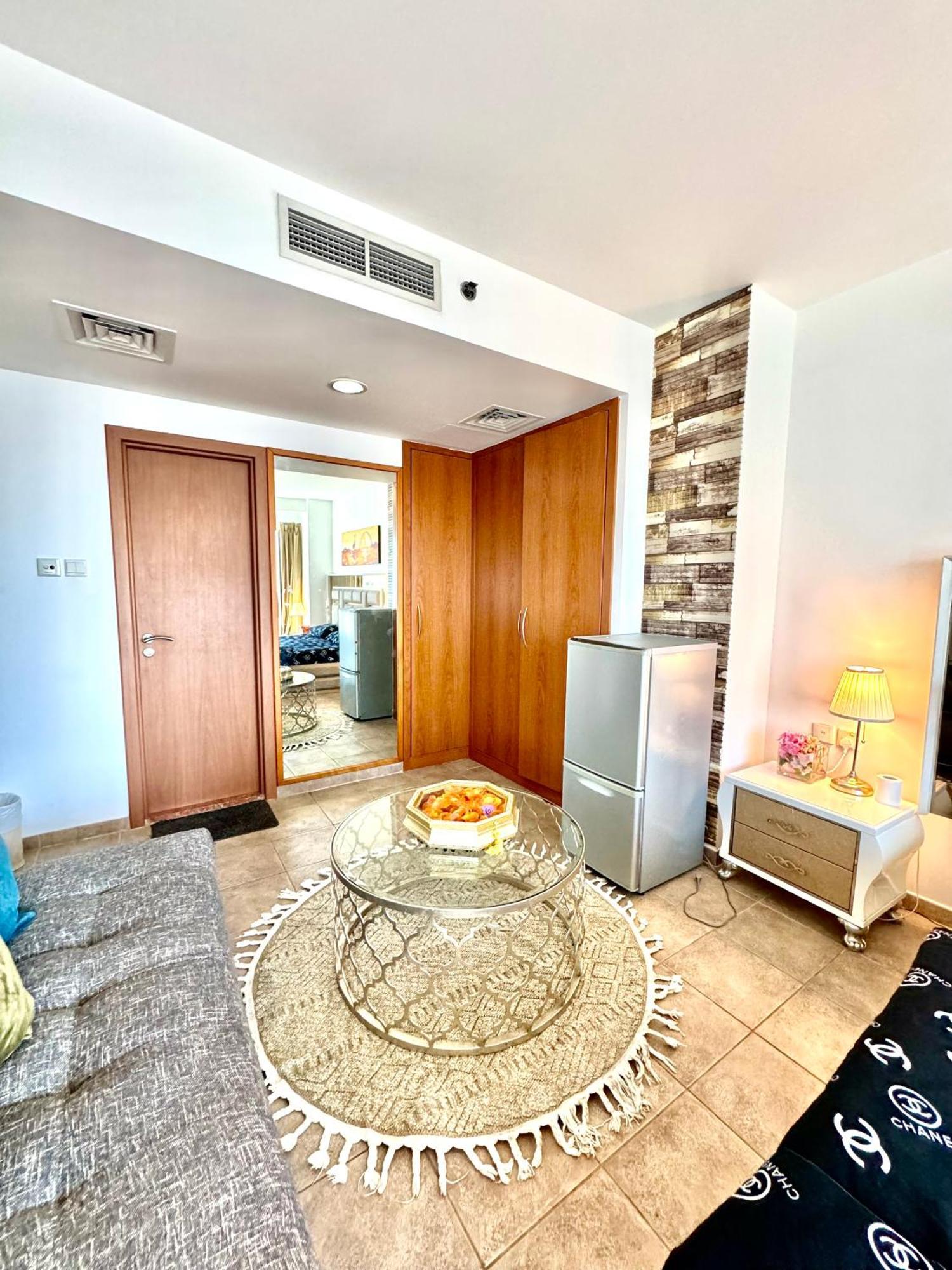 Travelers Backpackers Apartamento Dubai Exterior foto